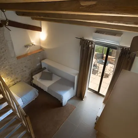 Clotas Masia Bed & Breakfast Cistella