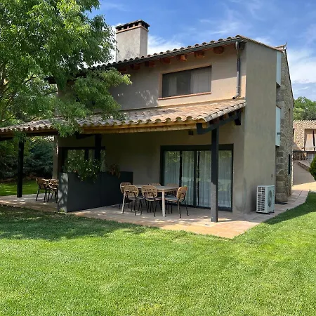 Clotas Masia Bed & Breakfast