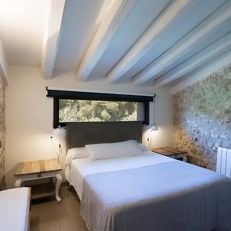 Clotas Masia Bed & Breakfast 3*