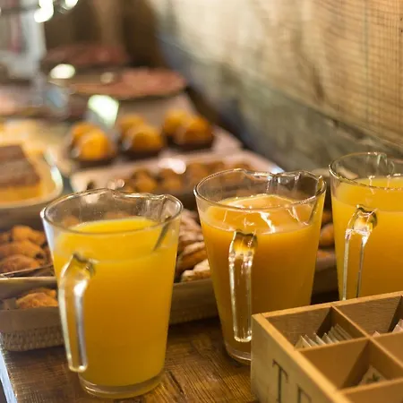 Clotas Masia Bed & Breakfast