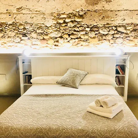 Clotas 3* Cistella